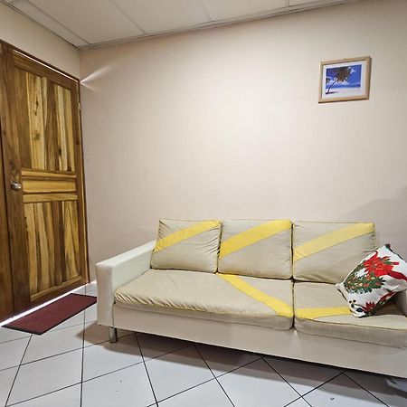 Apartamento Daly 3 Guápiles Exteriör bild